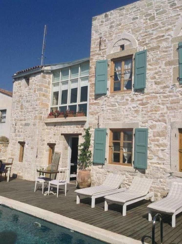 Eski Tas Hotel Çeşme Exteriör bild